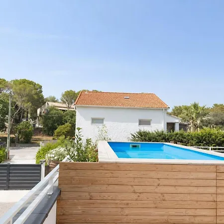 Apartment Alando Red Saint-Raphael (Var)